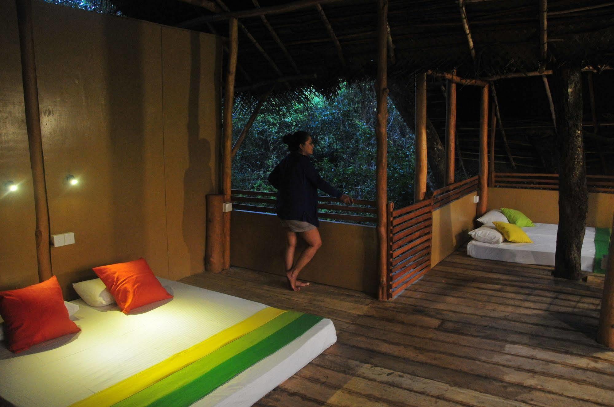 Back Of Beyond - Wild Haven Villa Sigiriya Exterior photo